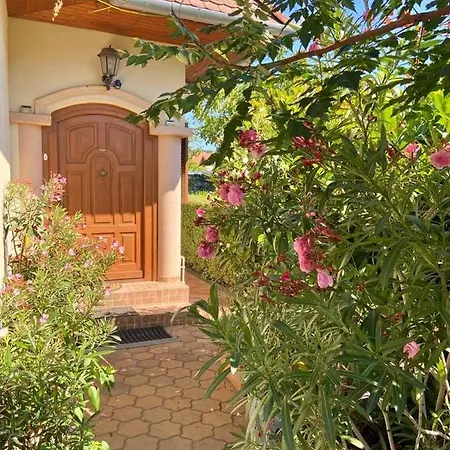 Apartman Fodor Ház *